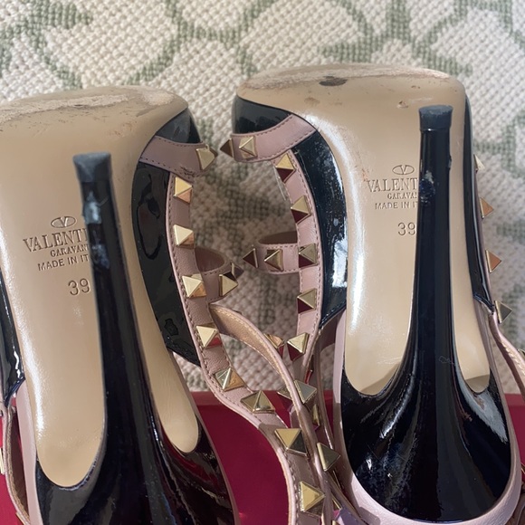 Valentino Rockstud Heels - Picture 4 of 10